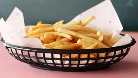 Straight Up Thin + Crispy Fries